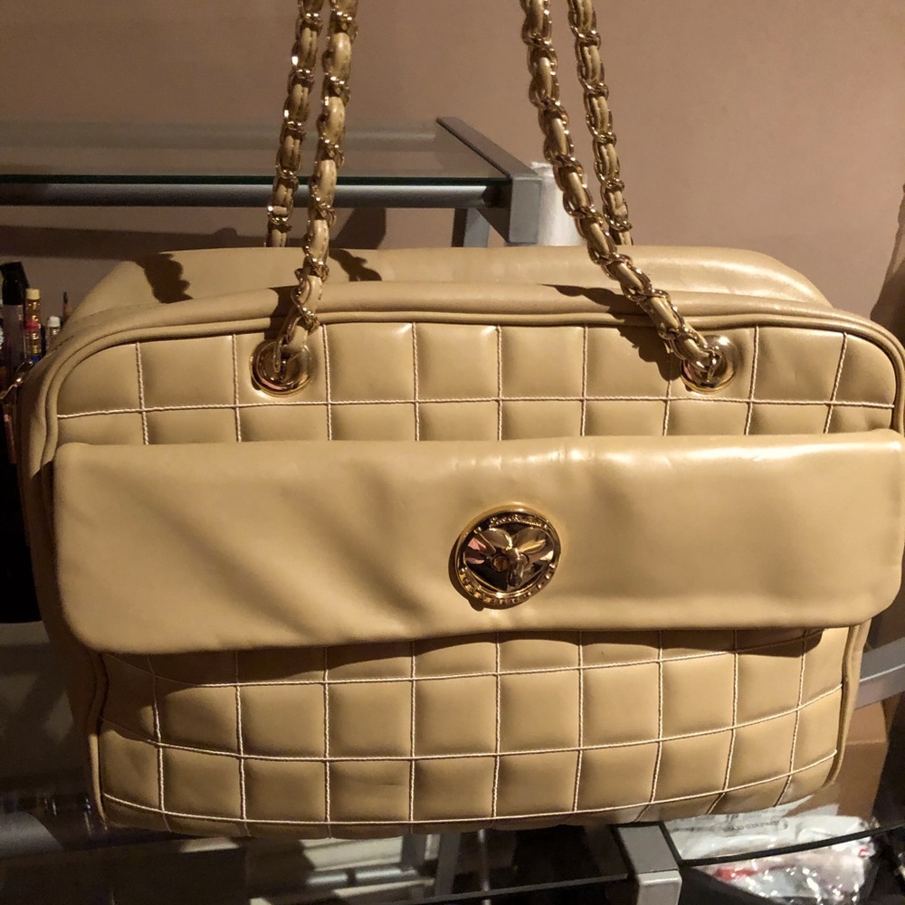AUTHENTIC LOVE MOSCHINO HANDBAG
